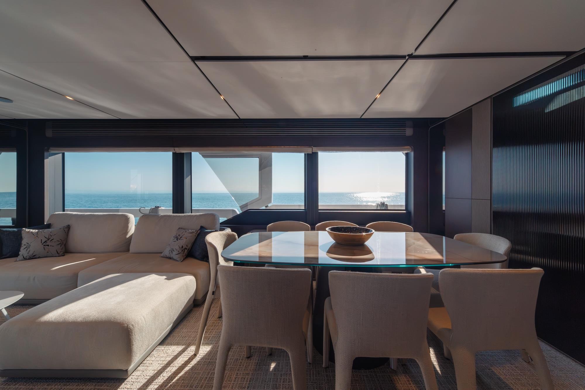 2025 FERRETTI YACHTS INFYNITO 80 